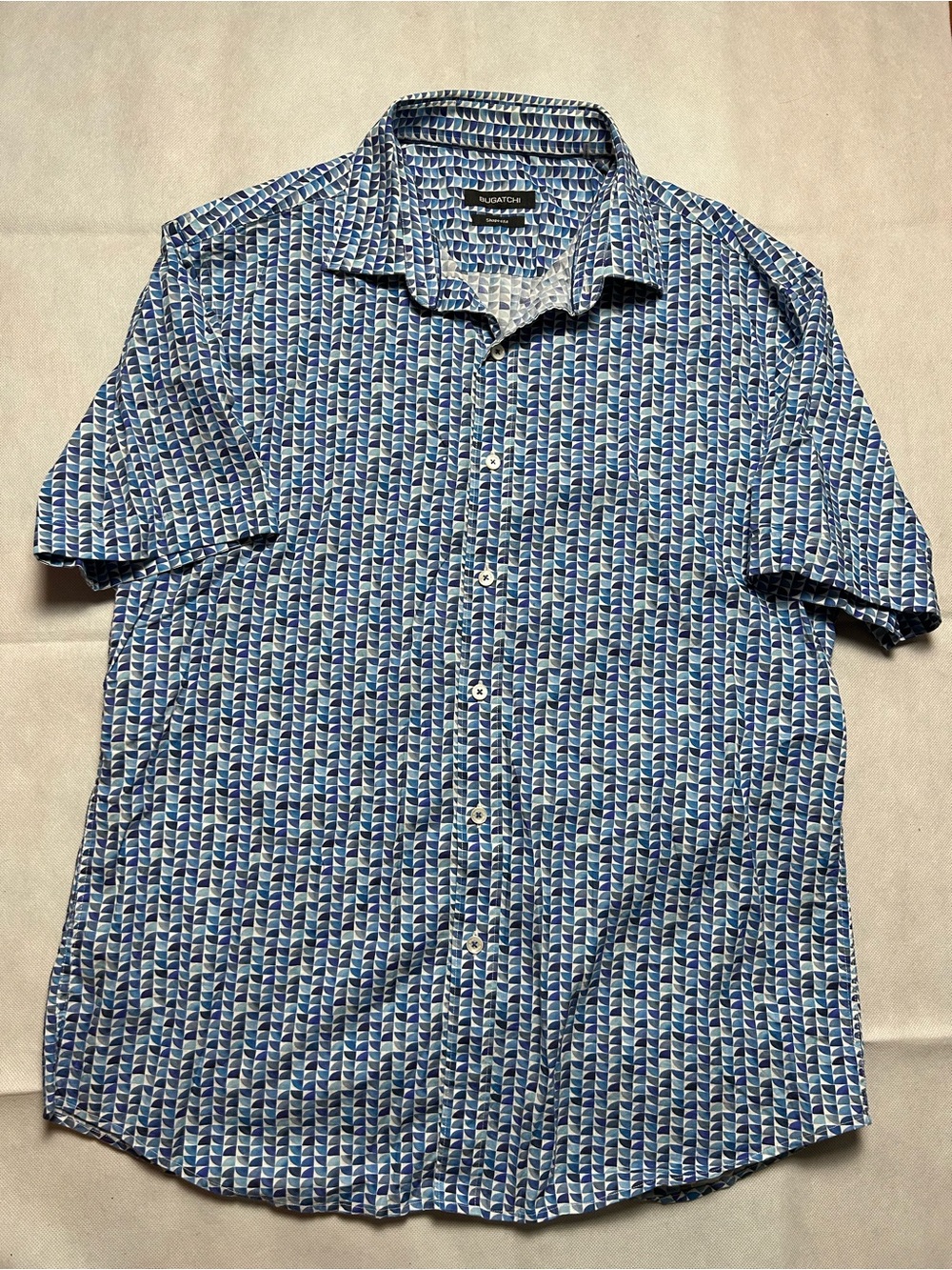 Bugatchi shaped fit short sleeve button down size large